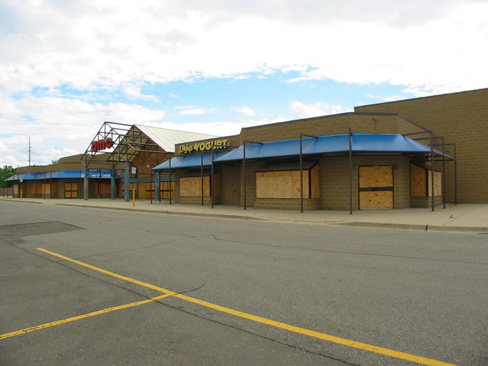Sterling Center 10 - June 2002 (newer photo)